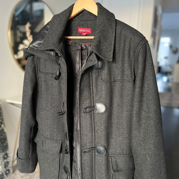 Merona Men's Medium Grey Coat: A Timeless Essential! - Picture 6 of 8